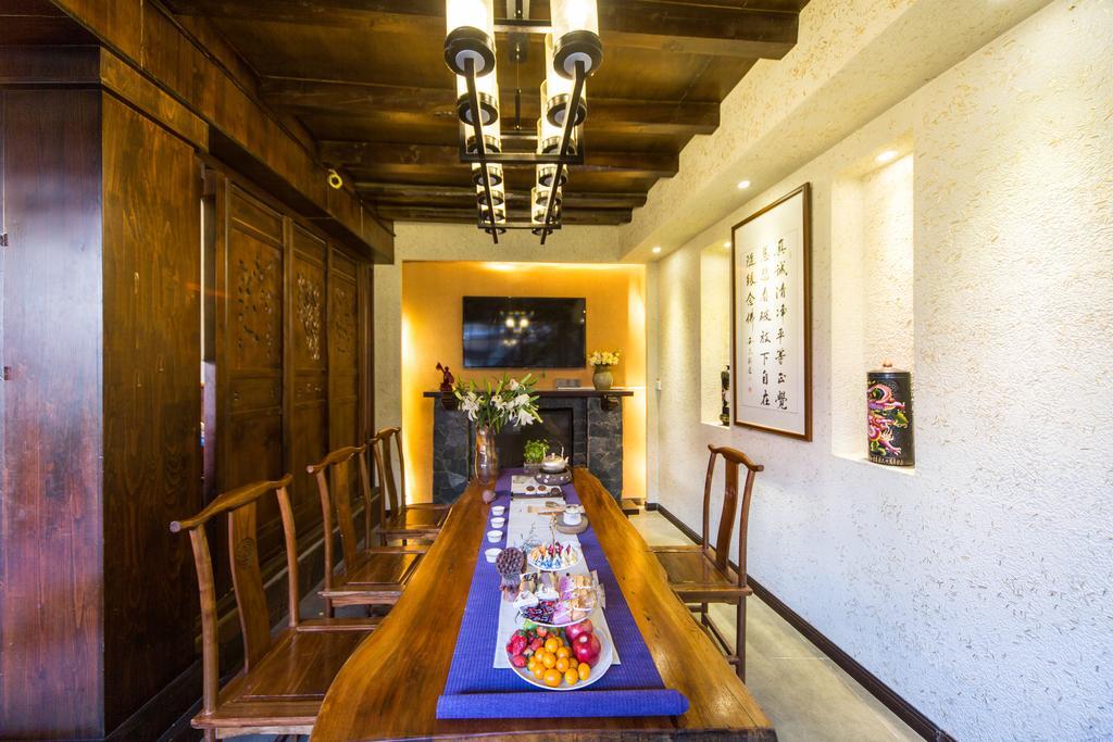 Lijiang Yuntian Palace Hotel エクステリア 写真