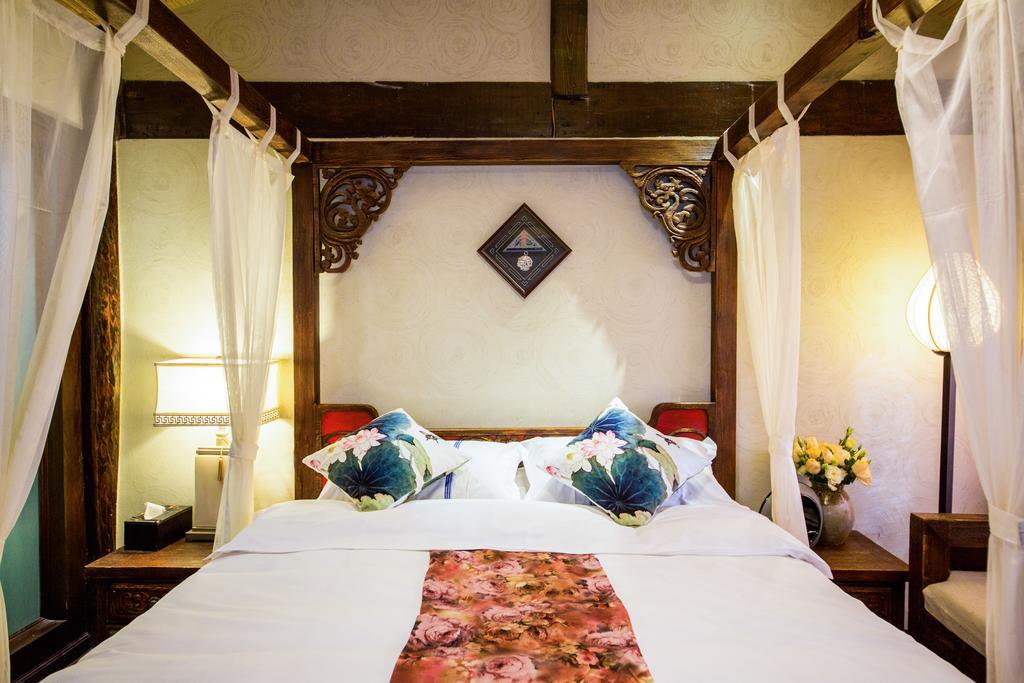 Lijiang Yuntian Palace Hotel エクステリア 写真